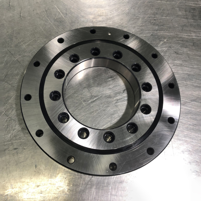 DD馬達(dá)對交叉滾子軸承的精度要求