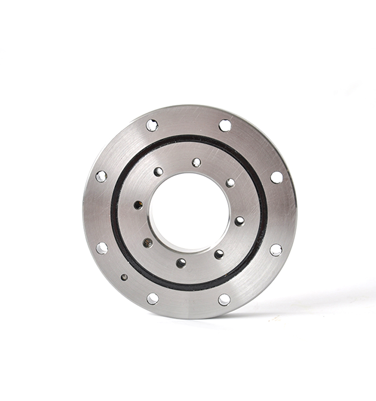 機器人加工機床主軸的過程，看著就賞心悅目