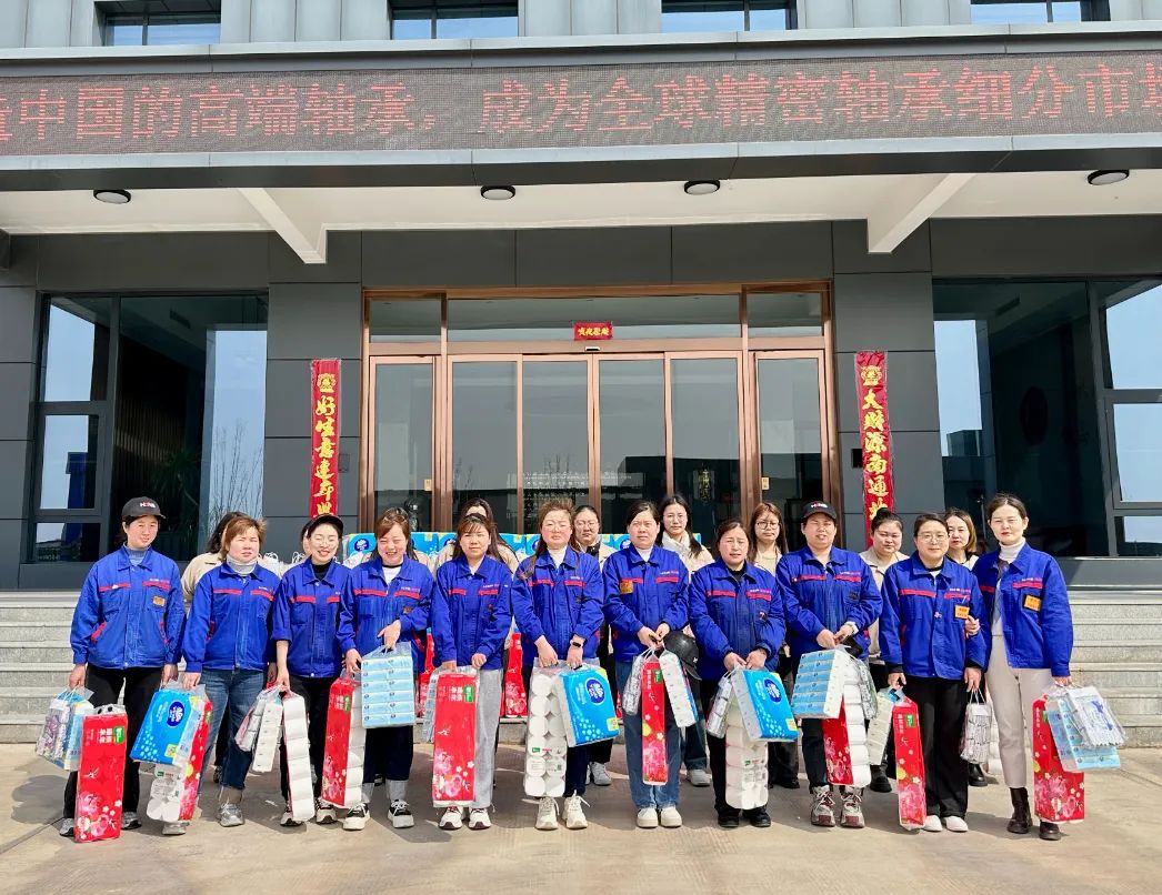 女性的力量 從不渺小一一鴻元的女神們節(jié)日快樂！